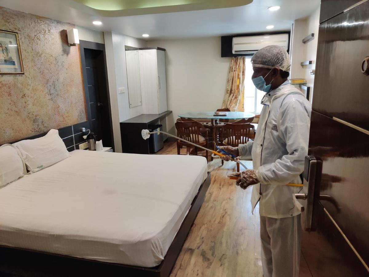 Hotel Shree Vatika Бопал Екстериор снимка